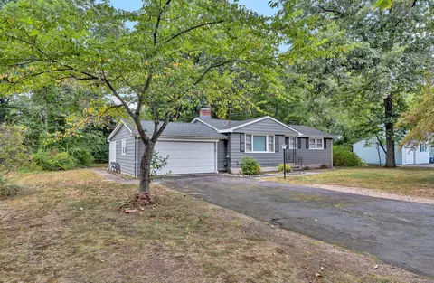 87 Bradley St, North Haven, CT 06473