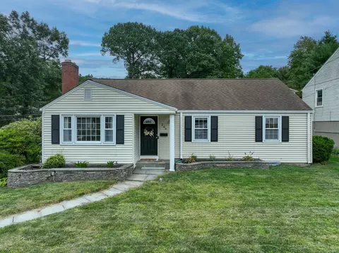 266 Goodale Dr, Newington, CT 06111