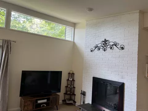 229 Bacon Pond Rd #233, Woodbury, CT 06798