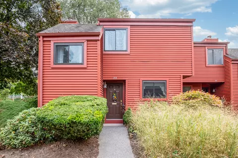 153 Hollister Way N #153, Glastonbury, CT 06033
