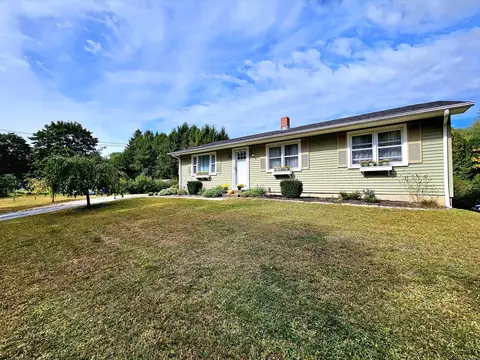 36 December Dr, Griswold, CT 06351