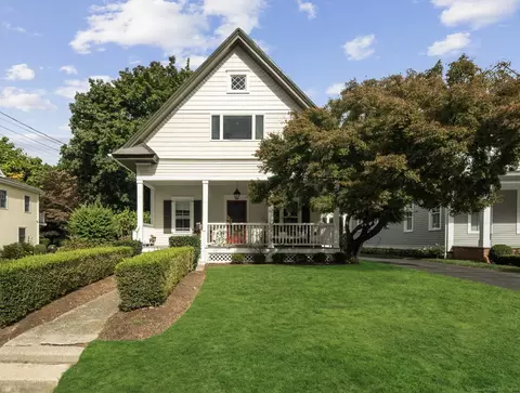 19 Richmond Hill Rd, New Canaan, CT 06840