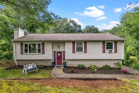 43 Woodland Ave, East Haven, CT 06512
