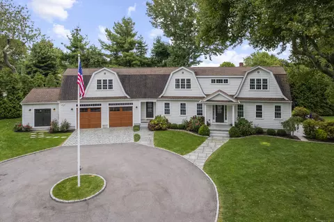 663 Groton Long Point Rd, Groton, CT 06340