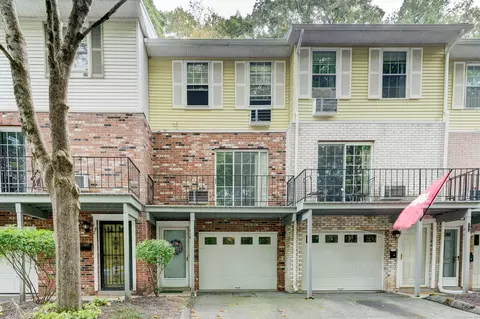 96 Hunter Ct #96, Torrington, CT 06790