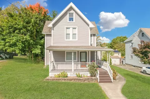 29 Grove St, Naugatuck, CT 06770