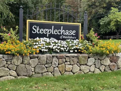 17 Kimberwick Ct #17, Middlebury, CT 06762