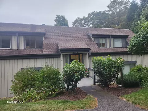 316 Heritage Vlg #D, Southbury, CT 06488