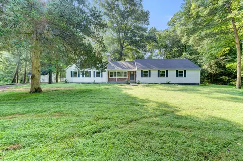27 Slumber Cors, Weston, CT 06883