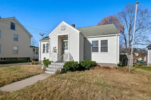 5 Mountain View Ave, Enfield, CT 06082