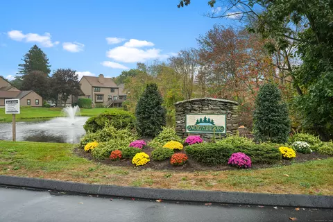 5 Tanglewood Cir #5, Monroe, CT 06468