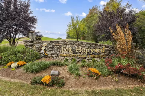 606 Fox Hopyard Rd, East Haddam, CT 06423
