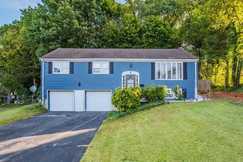 146 Candlewyck Dr, Newington, CT 06111