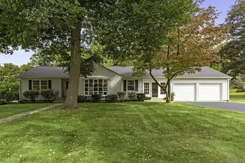 330 City Hill St, Naugatuck, CT 06770