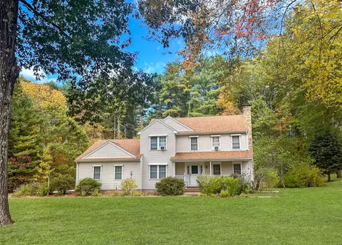 90 Bunny Ln, Brooklyn, CT 06234