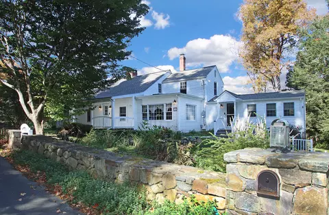 16 Codfish Hill Rd, Bethel, CT 06801
