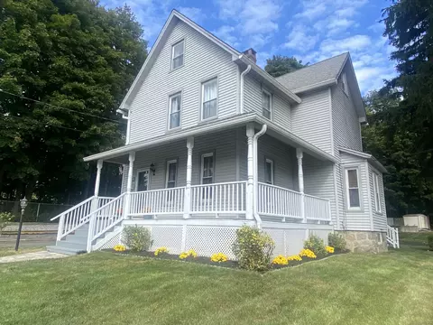 13 Madison Ave, Danbury, CT 06810