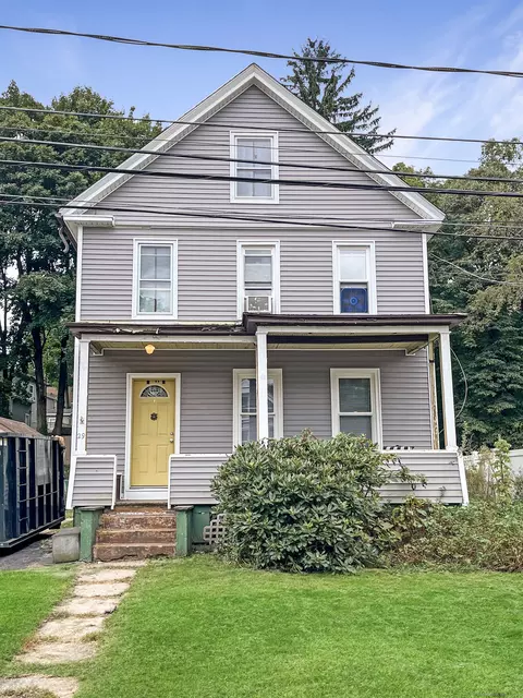 29 Howard Ave, Meriden, CT 06450