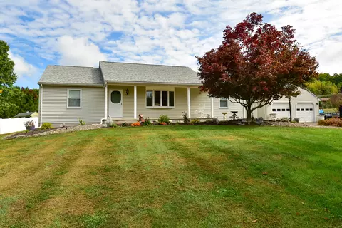 75 Snipsic Lake Rd, Ellington, CT 06029