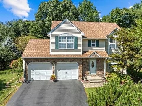 33 John George Dr, Meriden, CT 06450