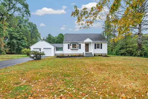 199 Walnut Tree Hill Rd, Shelton, CT 06484