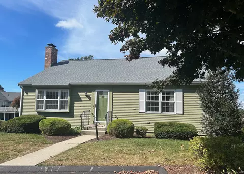 30 Aylesbury Cir #30, Madison, CT 06443