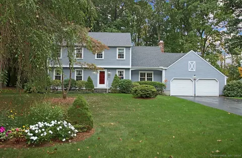 35 White Cedar Dr, Madison, CT 06443