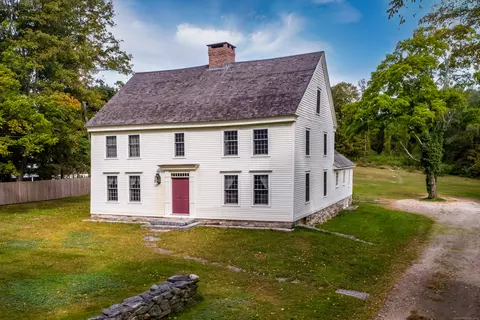1319 Raymond Hill Rd, Oakdale, CT 06370
