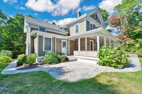 35 Huckleberry Hill Rd, Avon, CT 06001