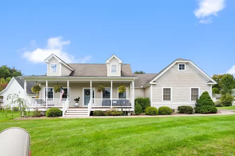 5 Hunters Rdg #5, Granby, CT 06035