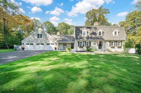 100 Paper Chase Trl, Avon, CT 06001