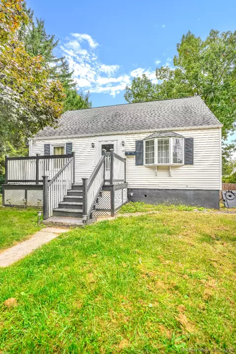 5 Houston St, Waterbury, CT 06704