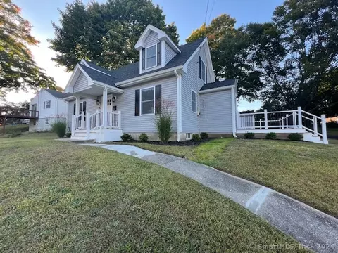 75 Cricklewood Rd, Milford, CT 06460