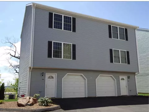 53 Konstin Pl #B, New Britain, CT 06051