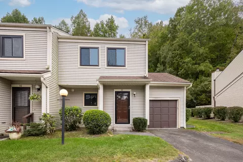 52 Deer Run #52, Bethel, CT 06801