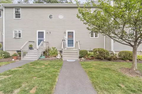 214 Alps Rd #6, Branford, CT 06405