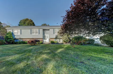 329 Main St N, Bethlehem, CT 06751