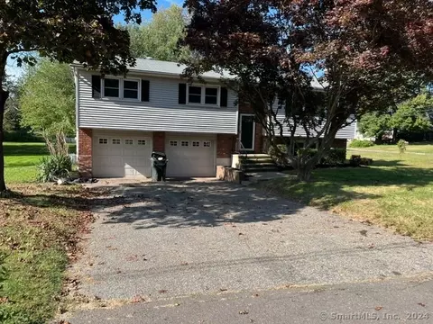 1 Highland Dr, Prospect, CT 06712