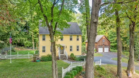 114 Rye St, East Windsor, CT 06016
