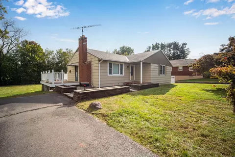 57 Chapin Ave, Rocky Hill, CT 06067