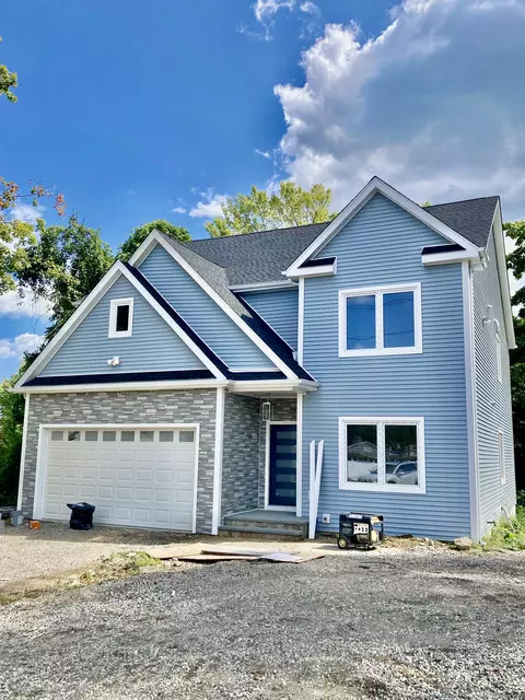 164 Strawberry Hill Ave, Norwalk, CT 06851
