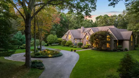 373 Second Hill Falls Ln, Bridgewater, CT 06752