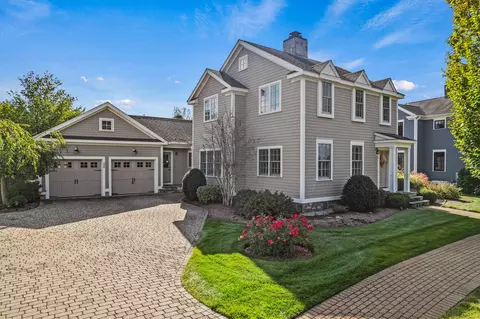 8 Kingfisher Ln, Clinton, CT 06413
