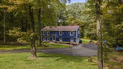 667 Andrew Mountain Rd, Naugatuck, CT 06770