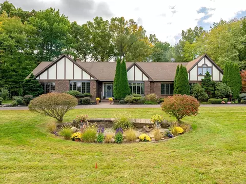93 Cold Spring Ln, Suffield, CT 06078