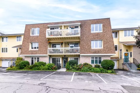 61 Seaview Ave #24, Stamford, CT 06902