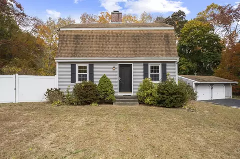 235 Essex Rd, Old Saybrook, CT 06475