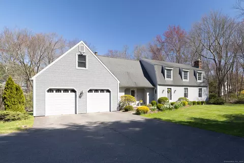 51 Old Farms Rd, Watertown, CT 06795