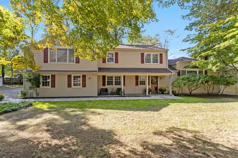 9 Marlborough Rd, Norwalk, CT 06851