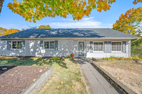 4 Chestnut Ct, Watertown, CT 06795